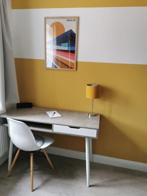 Modern Roomy 3 Bedroom Home เพอร์ชอร์ ภายนอก รูปภาพ